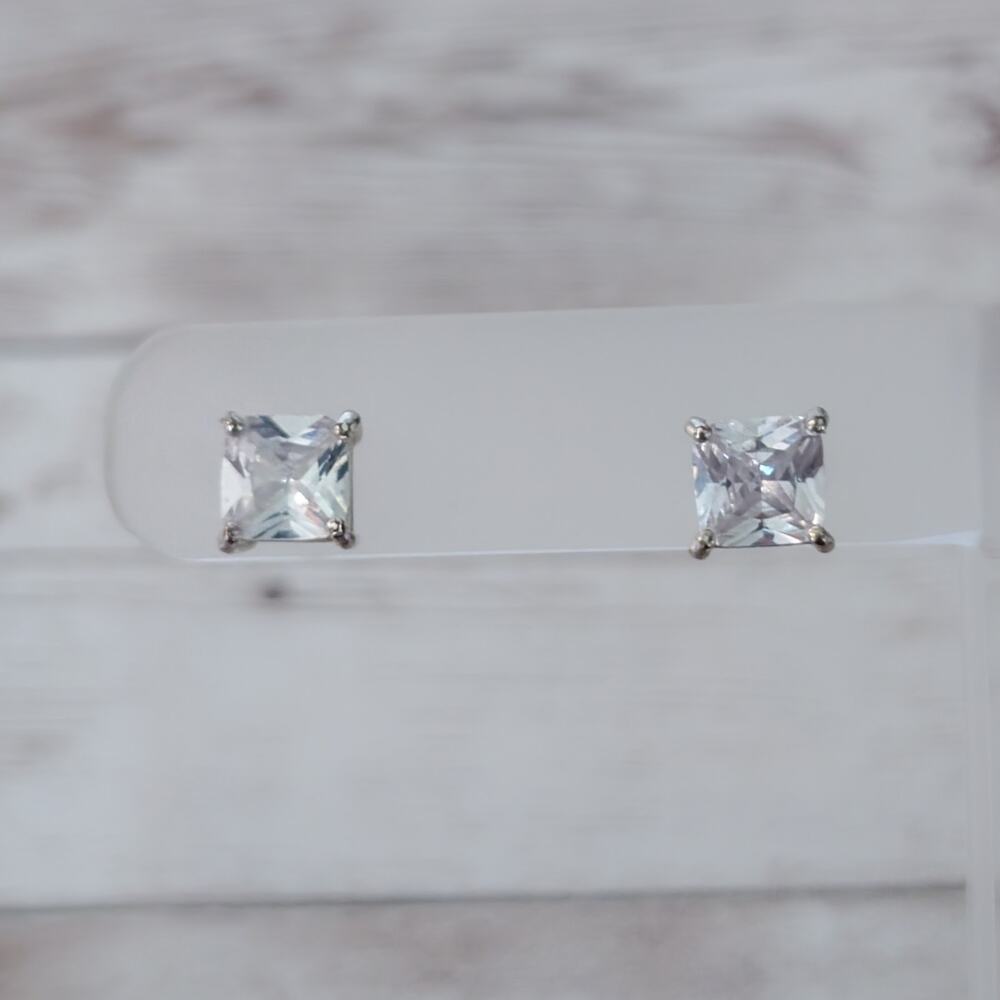 Vintage Stud Earrings Clear Square Gem 3/8"